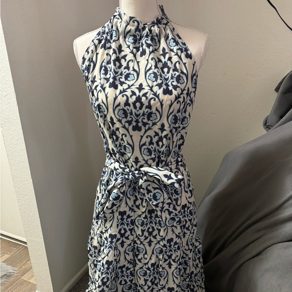 Blue & White Halter Midi Dress – Elegant Fit – Various sizes